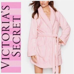 Victorias Secret ANGEL Cozy Short Robe SUPER PLUSH & SOFT Light Pink NWT M/L